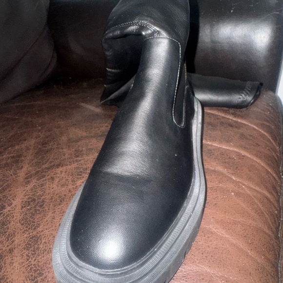 Zara Sleek Black Over-the-Knee Boots - Picture 6 of 7